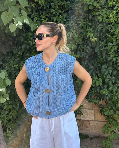 Large Buttons Solid Color Knit Vest Cardigan